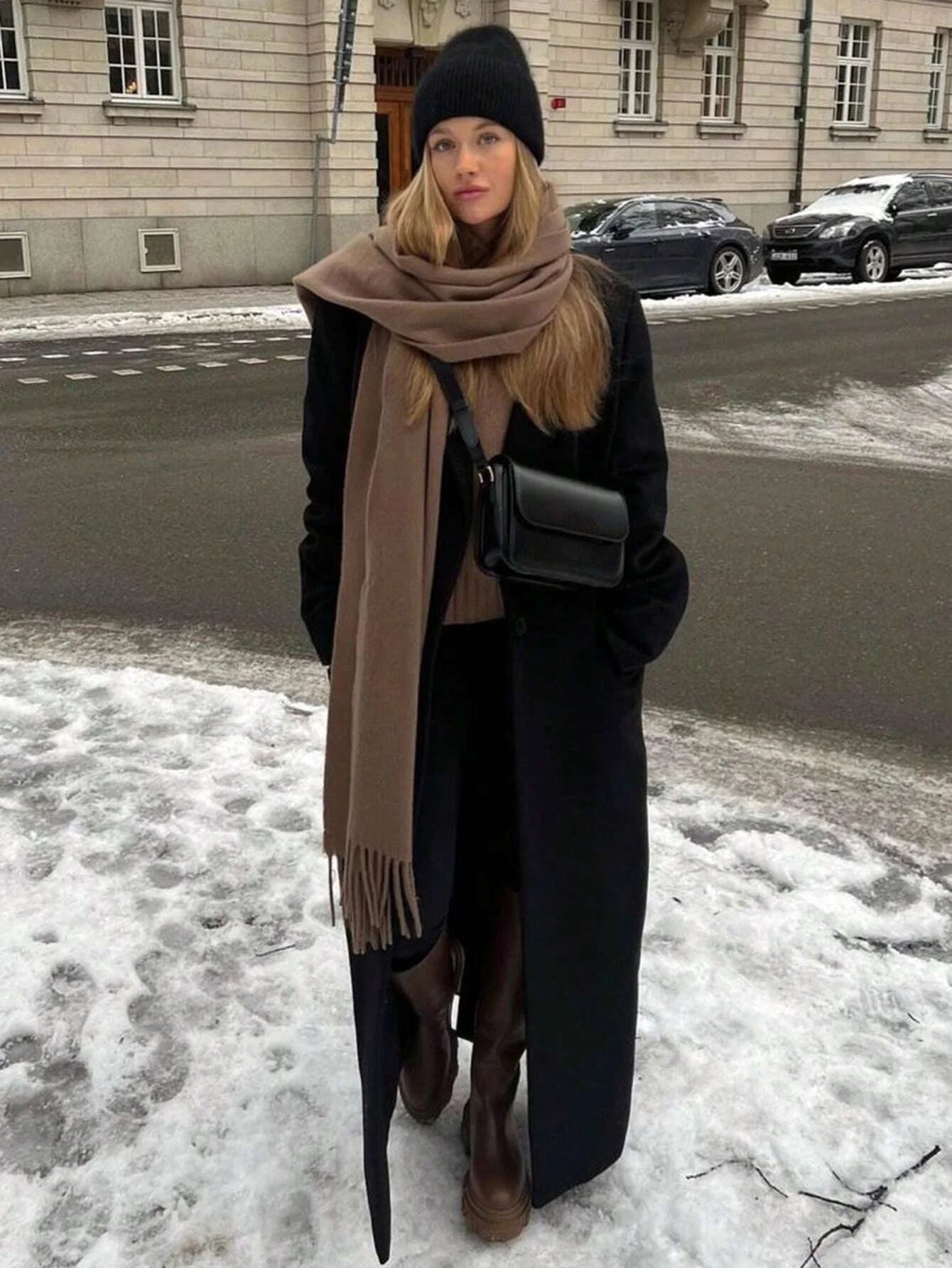 D26 Winter Scarf Women Luxury Autumn Winter Cashmere Scarf Thickened Warm Shawl Classic Tassels Fluffy Scarf Solid Color Soft Shawl